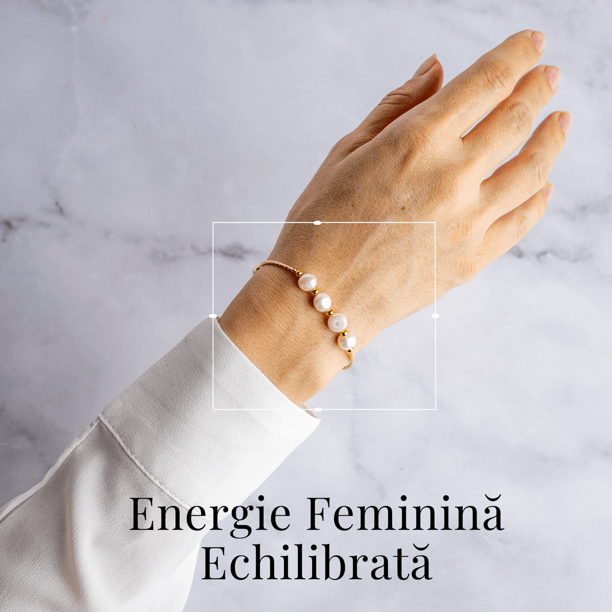 Energie Feminina– Bratara cu Perle, Piatra lunii si Cristal Capsuna