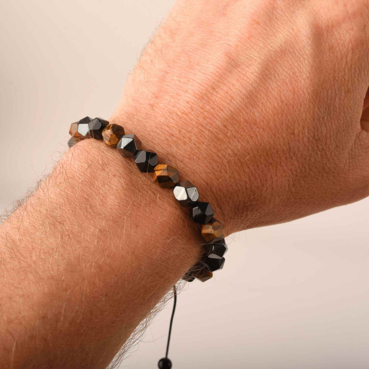 Bratara de tripla protectie lucrata manual din piatra fatetata naturala - Hematita, ochi de tigru si obsidian negru 8mm - Cadouri spirituale pentru curaj