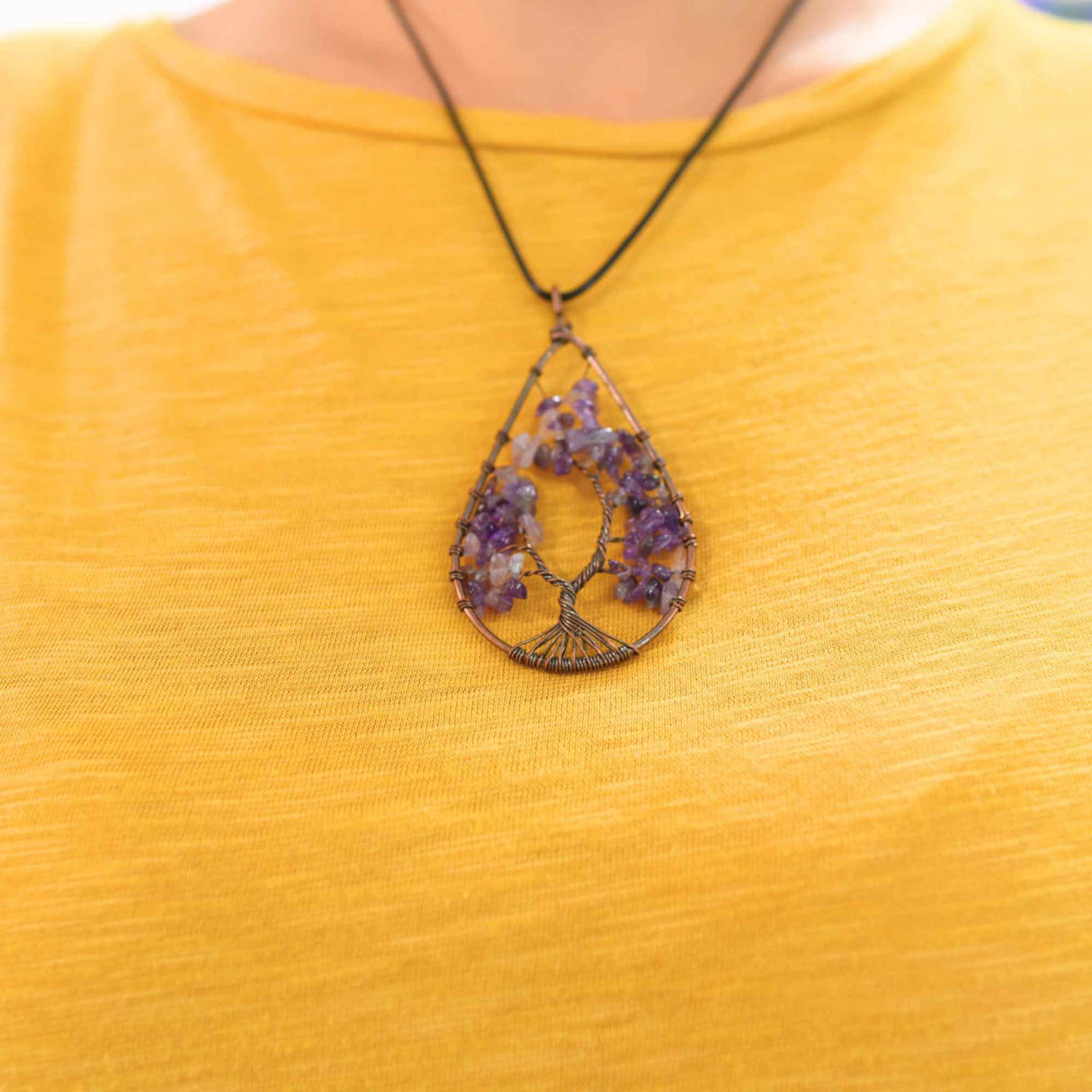 Colier Boho cu Pandantiv in Forma de Lacrima si Arbore al Vietii din Margele de Ametist Natural in Tonuri de Cupru