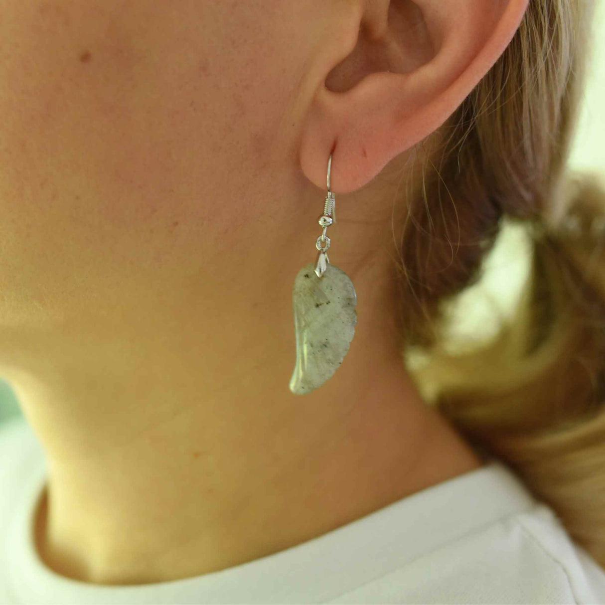 Cercei aripi de inger din piatra semipretioasa Labradorit 3 cm