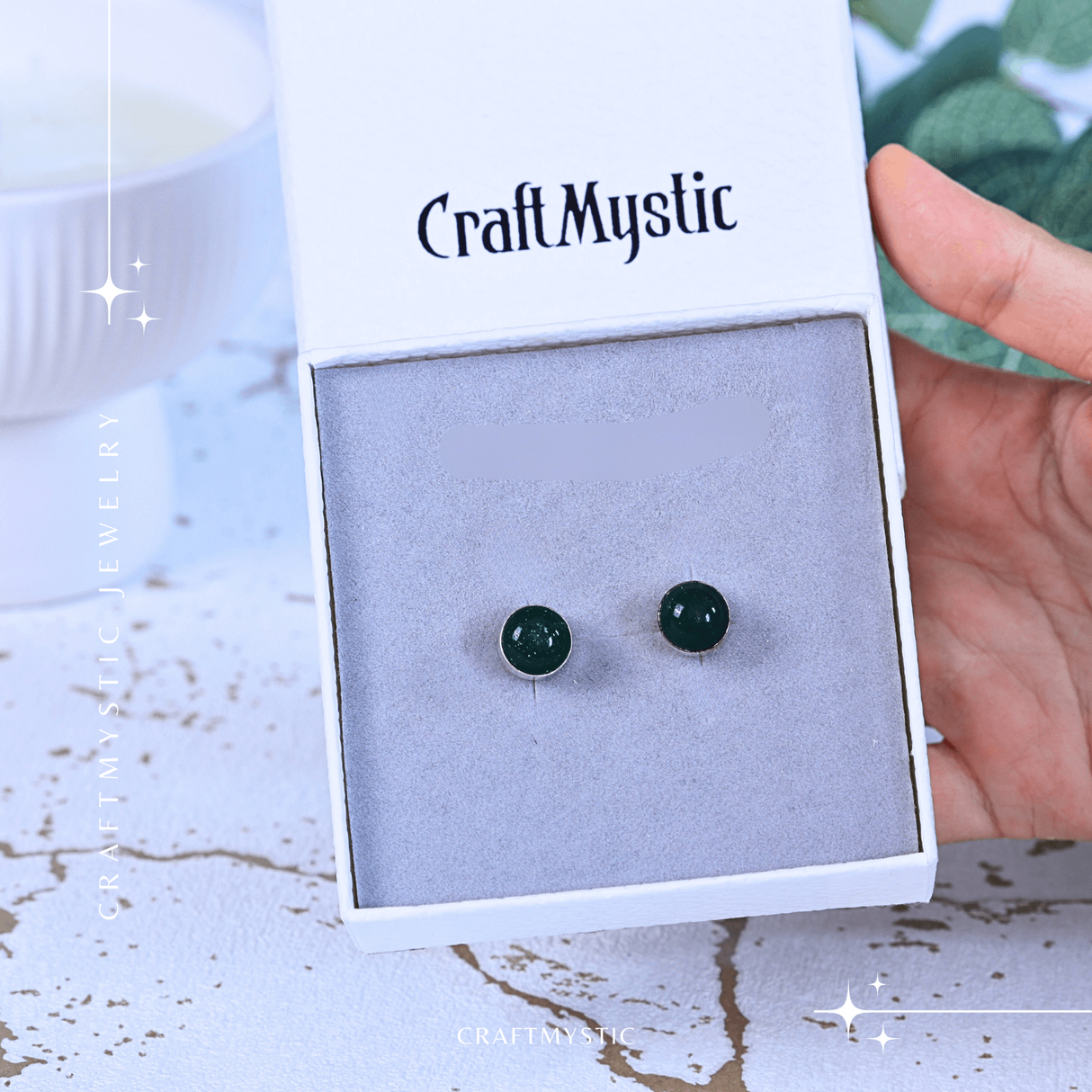 Cercei Eleganti cu Jad Verde, inchidere pe surub, pentru echilibru si protectie