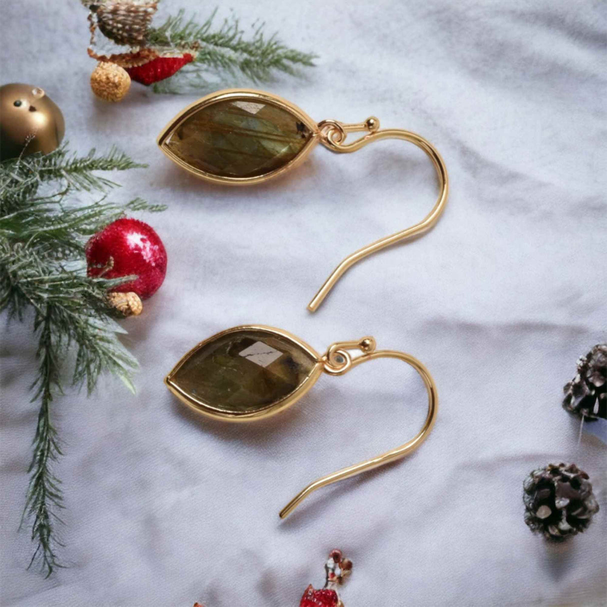 Cercei cu Piatra Semipretioasa Labradorit Naturala in forma de lacrima