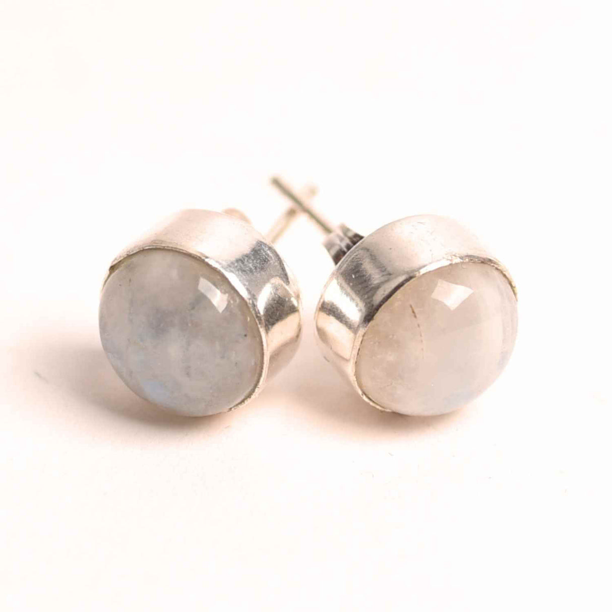 Cercei cu Piatra Lunii Curcubeu - Echilibru si Inspiratie