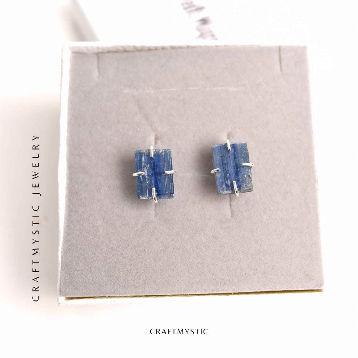 Cercei cu Kianit (Cianit) Albastru – Echilibru si Claritate Mentala