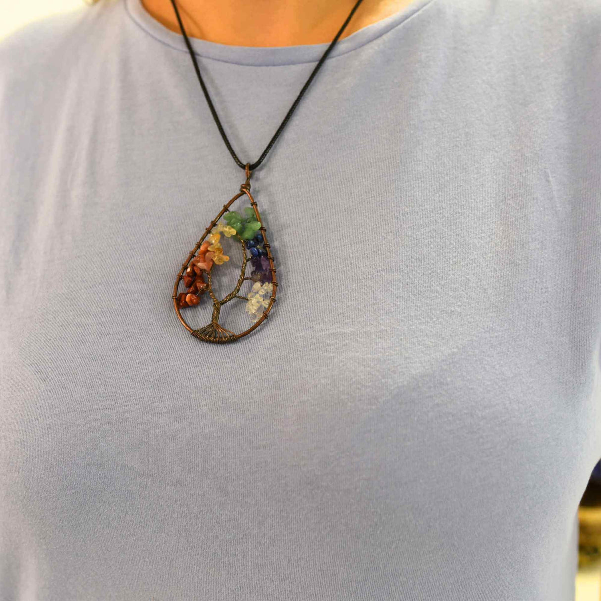 Colier Boho cu Pandantiv in Forma de Lacrima si Arbore al Vietii din Pietre Semipretioase pentru Echilibrarea celor 7 Chakre