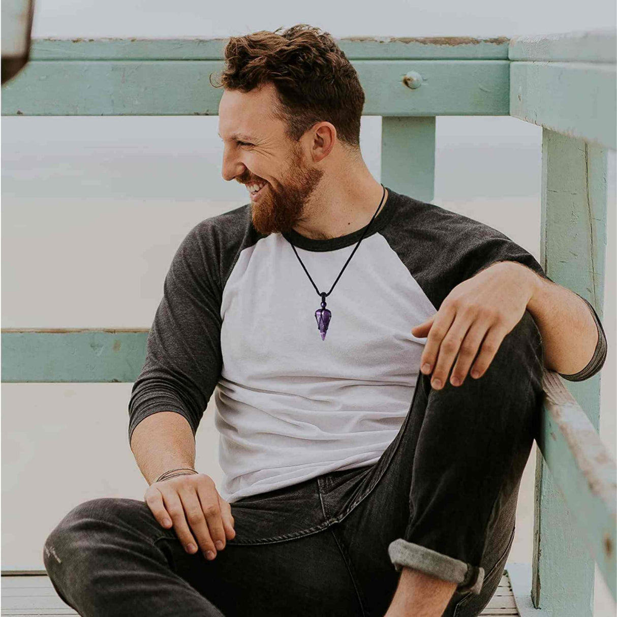 Colier cu cristal vindecator Ametist, cu 6 fatete si franghia impletita – pentru pace interioara, calm si reducerea stresului