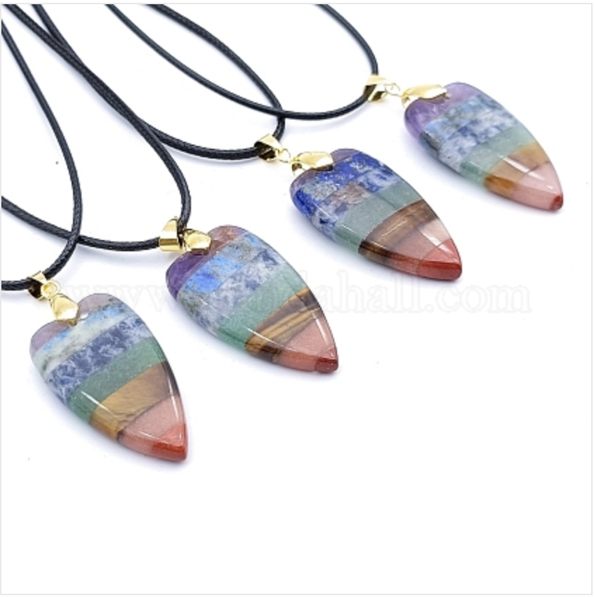 Pandantiv in forma de inima cu pietre naturale semipretioase naturale mixte Chakra cu ton auriu