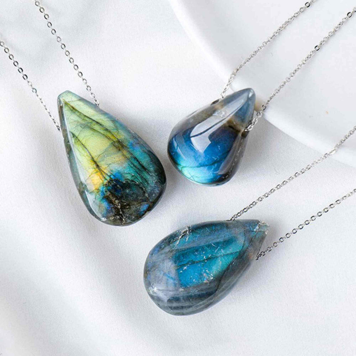 Colier metalic cu Pandantiv "Strop de ploaie" din Labradorit natural Amuleta Energetica Reiki pentru Barbati si Femei