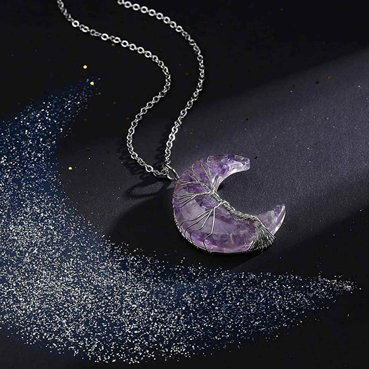 Colier cu pandantiv model semiluna si arborele vietii cu cristal ametist si rasina naturala