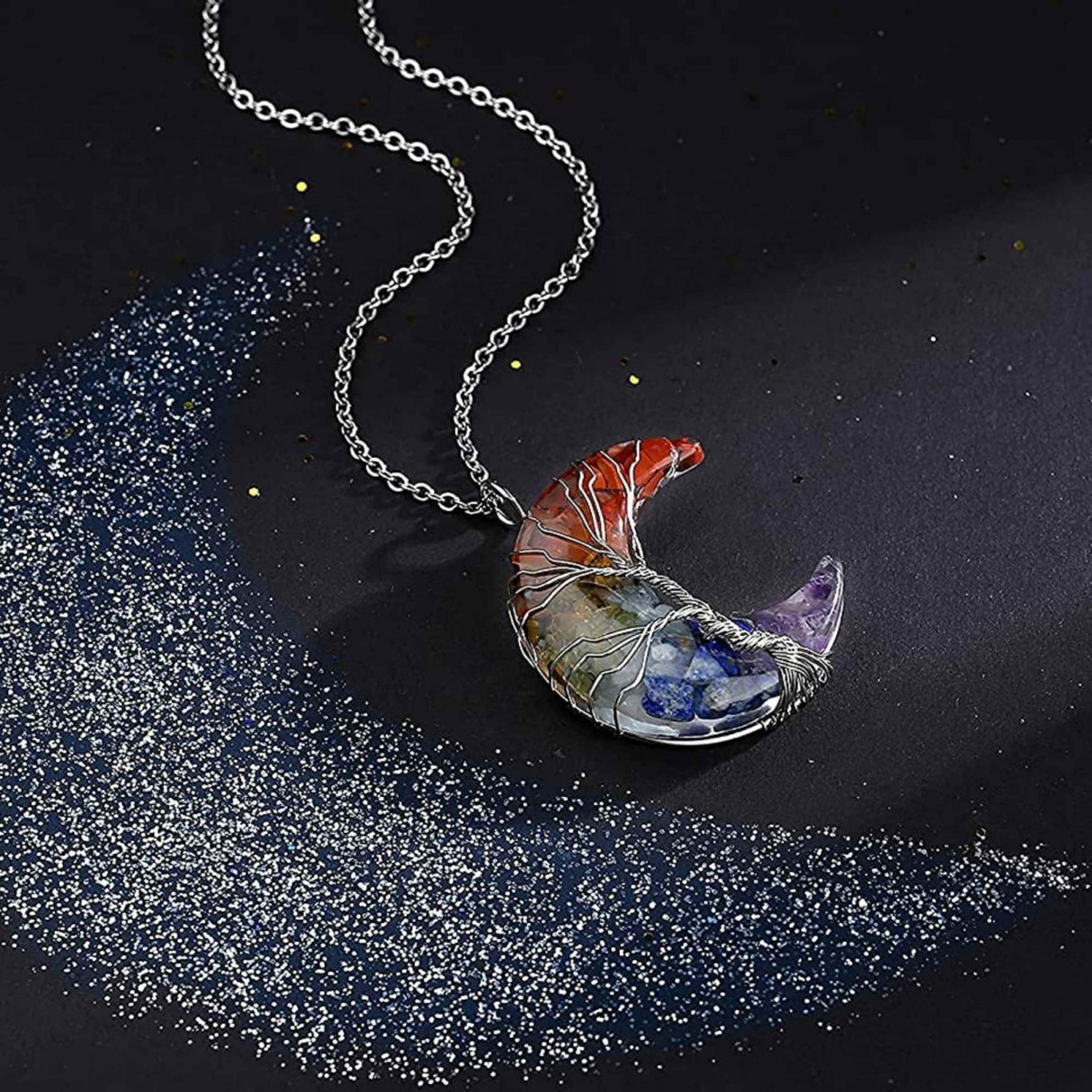 Colier cu pandantiv model semiluna si arborele vietii - Realizat din piatra de cristal polisat cu 7 chakre si rasina naturala