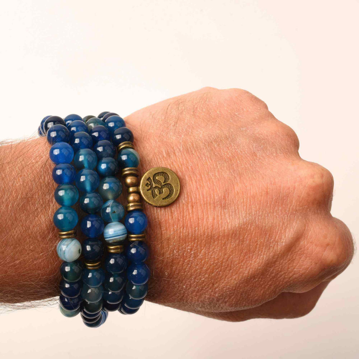 Dubla utilizare Bratara/Colier cu Simbolul Yoga si 108 de Margele Mala 8mm din Agat Albastru Accesoriu Spiritual pentru Meditatie si Bijuterie pentru Femei si Barbati