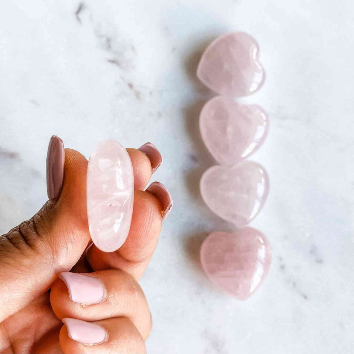Cristal de cuart trandafir natural in forma de inima - Set de 5 pietre de vindecare, meditatie, echilibrare, decoratiuni pentru casa