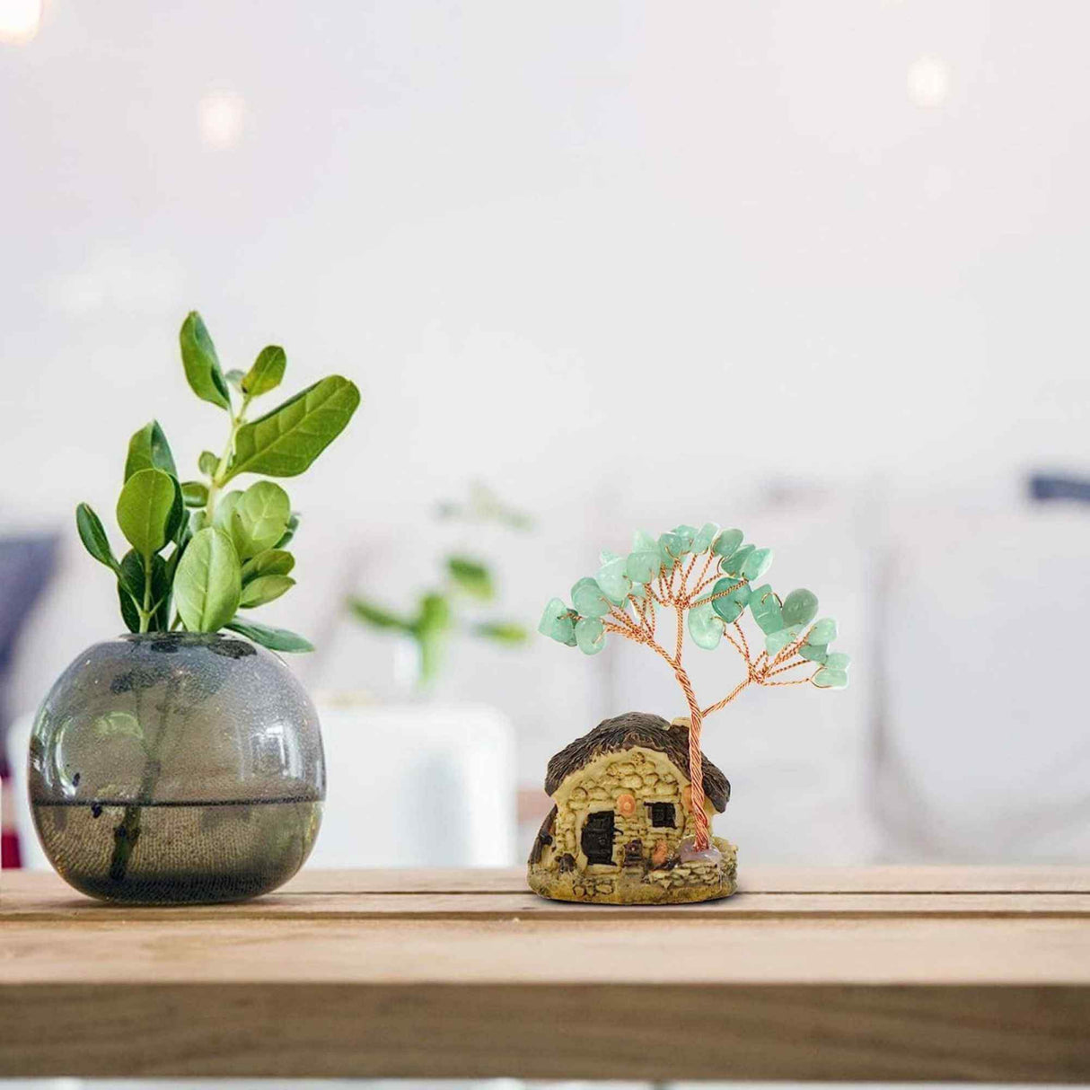 Figurina casuta cu ramuri din cristale naturale Aventurin Verde