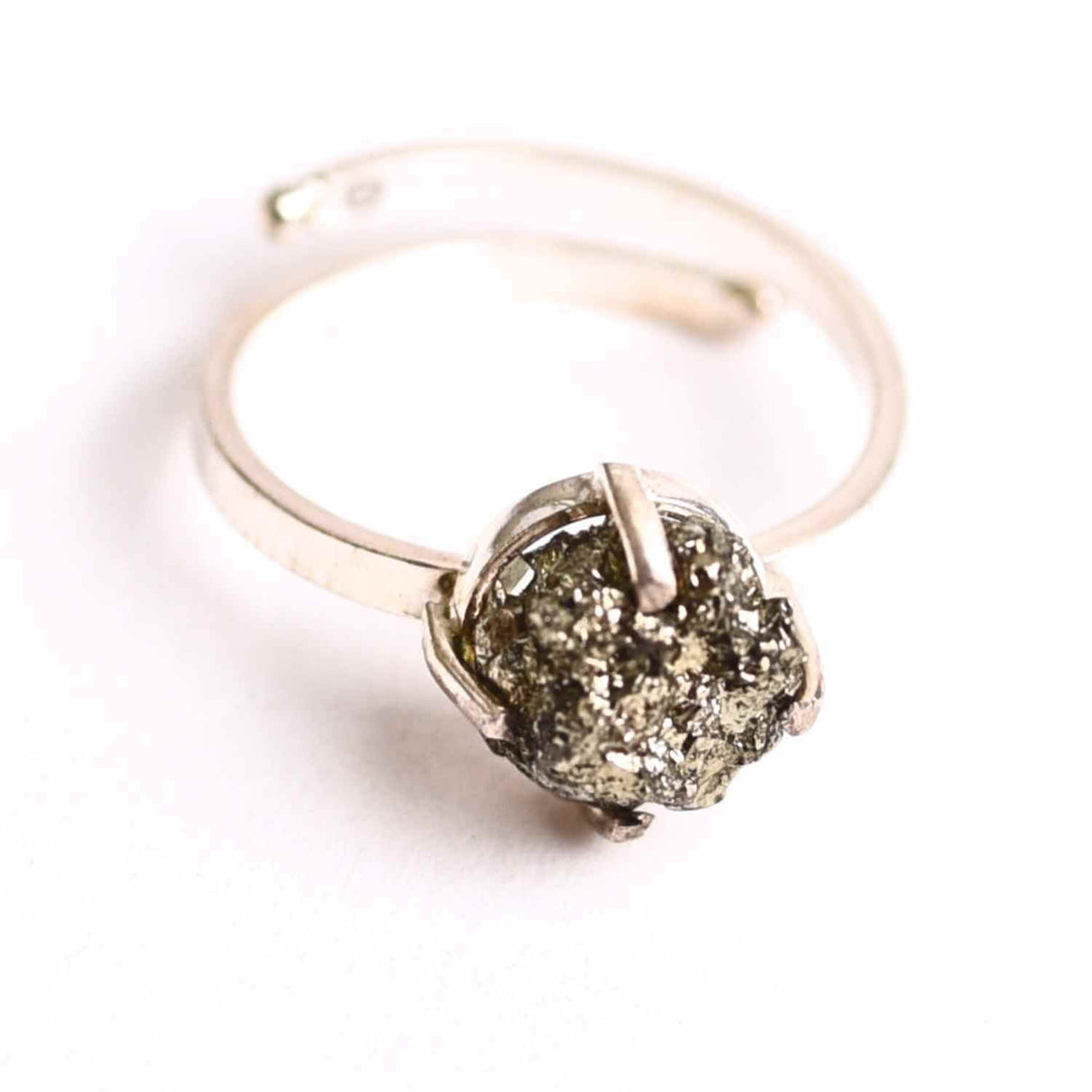 Inel Argint 925 cu Pirita Bruta – Protectie si Putere Interioara