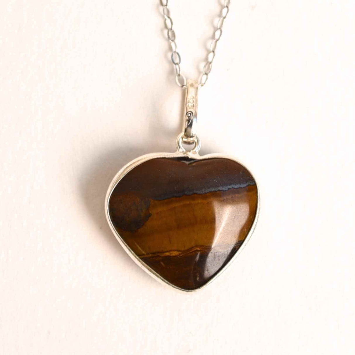 Curaj si Protectie Zilnica – Colier Inima din Argint 925 cu Ochi de Tigru