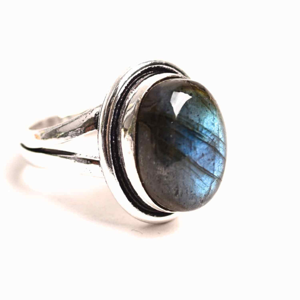 Inel ajustabil argintiu cu labradorit natural – intuitie si protectie