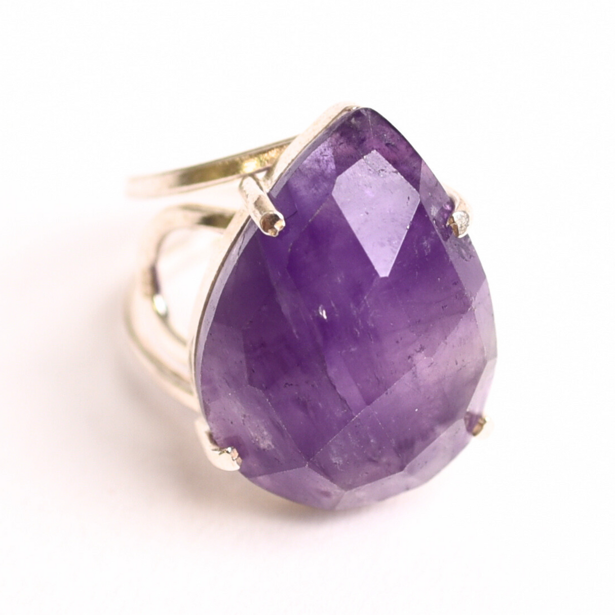 Inel Argint 925 cu Ametist Fatetat – Echilibru si Claritate Mentala