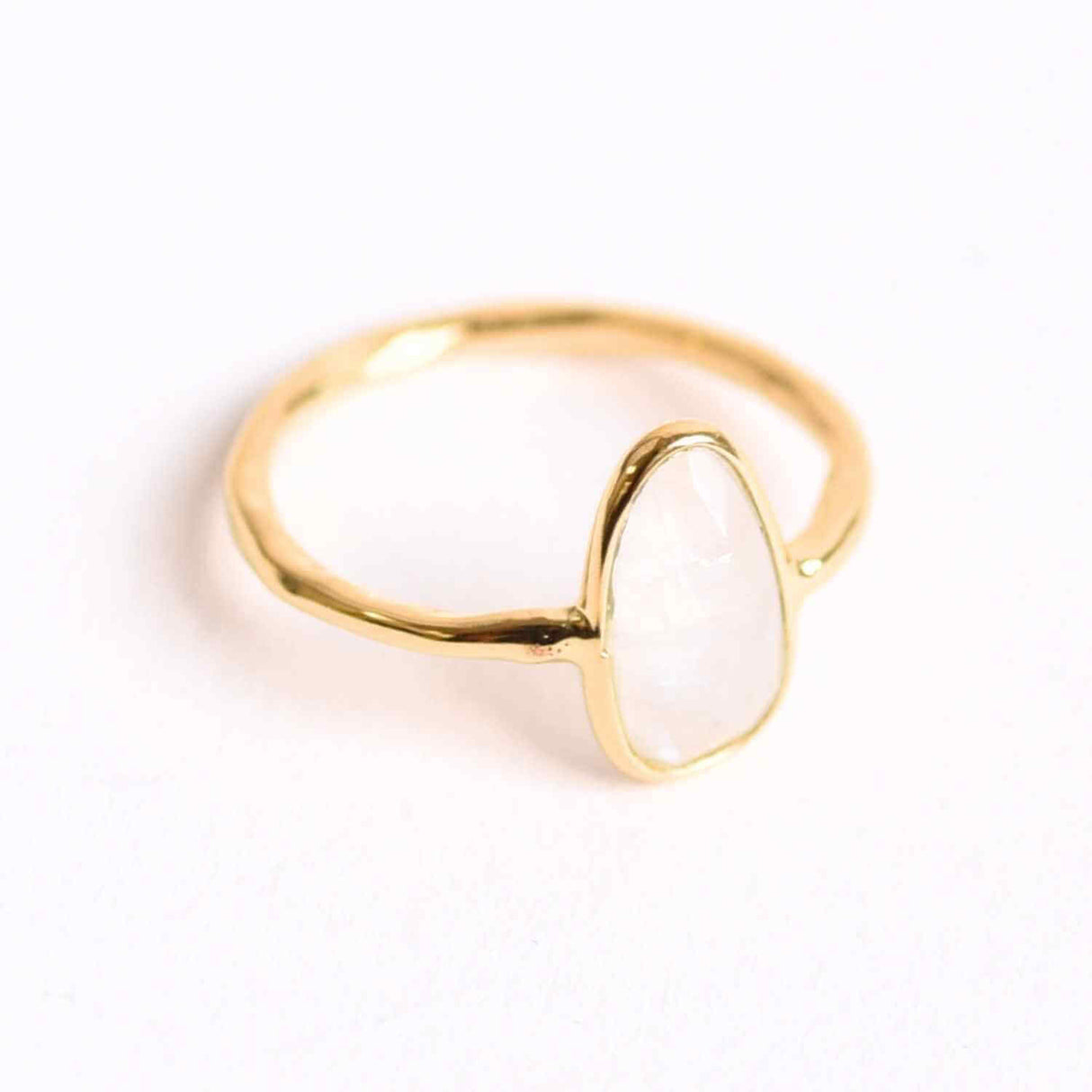 Inel cu Piatra Lunii fatetat din Argint 925 placat cu Aur de 18K 1.50 gr M53.5/7 – Intuitie Amplificata si Echilibru Emotional