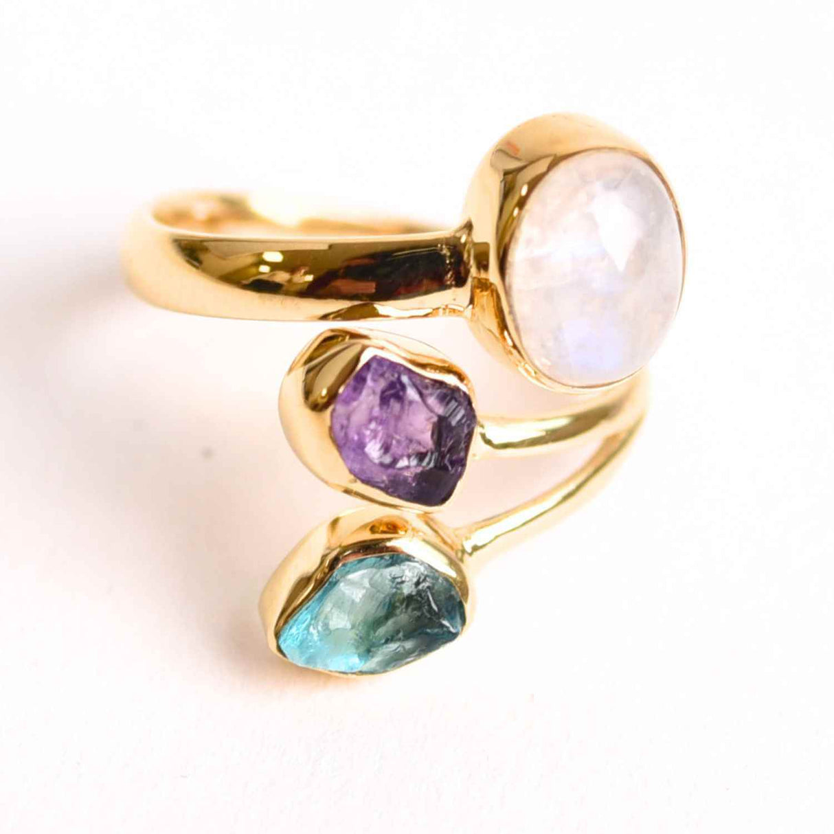 Inel din Argint 925 placat cu Aur de 18K cu Piatra Lunii, Ametist si Apatit Albastru 4.05 gr, M56 / 7.5– Intuitie, Liniste Interioara si Claritate Mentala