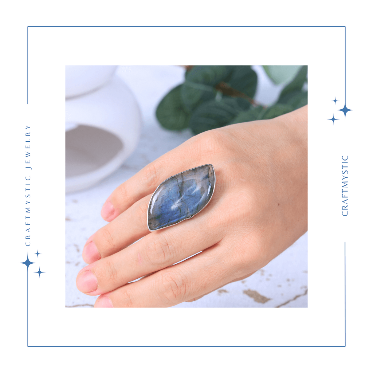 Inel argintiu ajustabil cu Labradorit design frunza, pentru protectie si intuitie