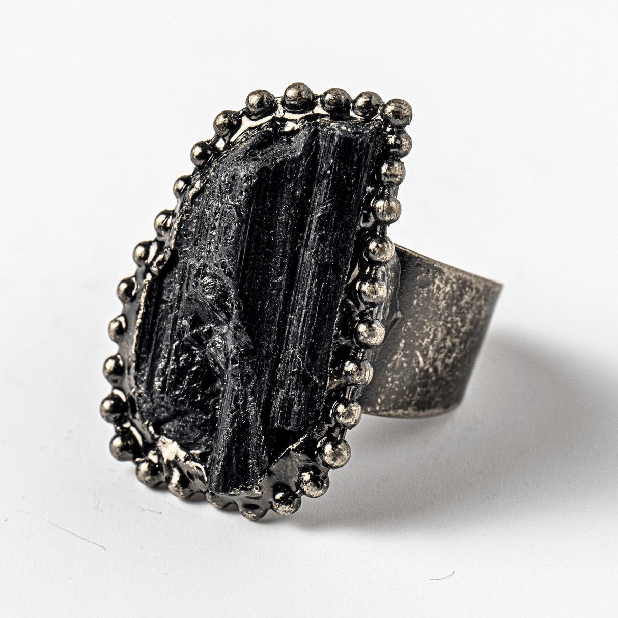 Inel Reglabil Vintage cu Turmalina Neagra – Protectie Energetica