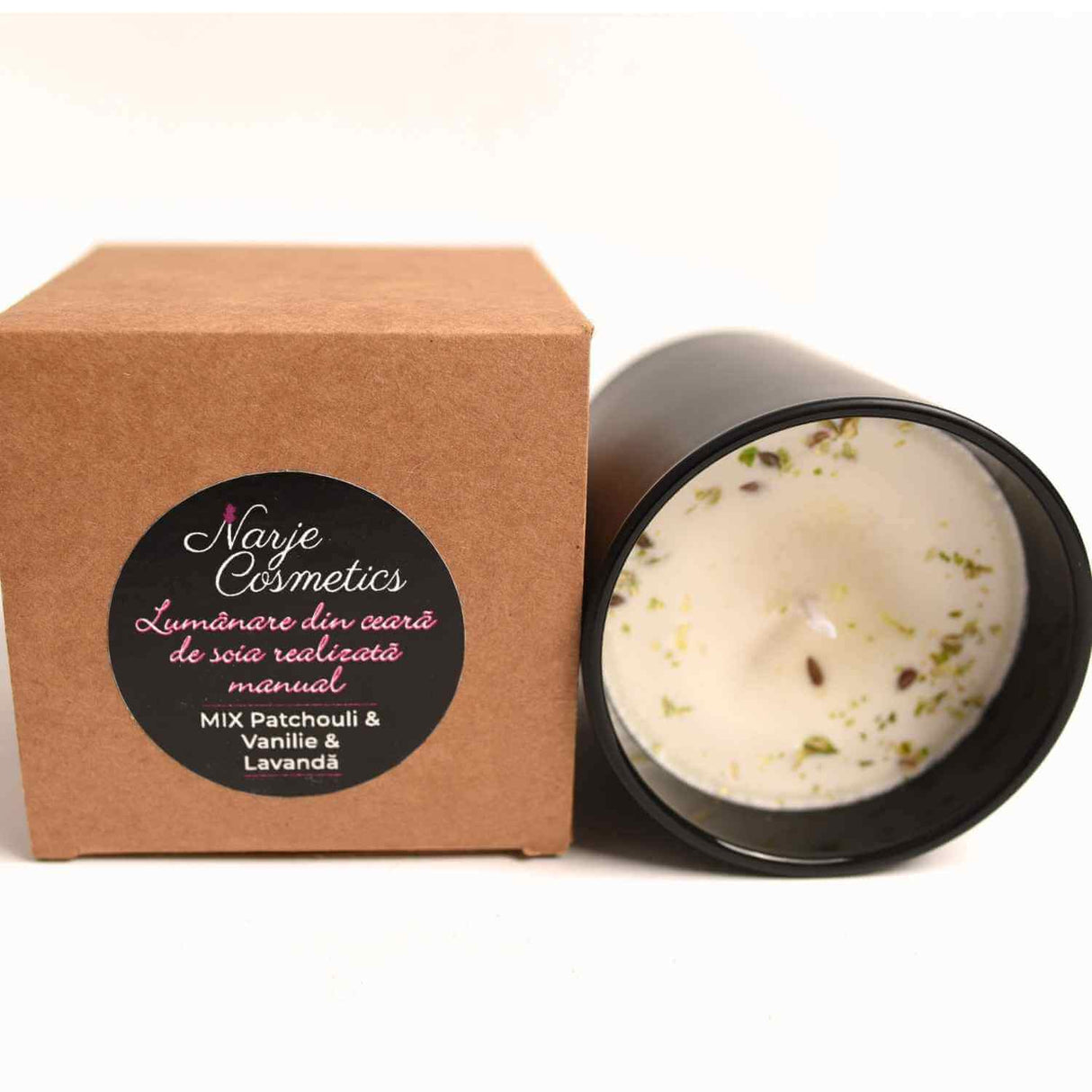 Lumanare cu ulei esential de patchouli, vanilie & lavanda – Relaxare si echilibru total