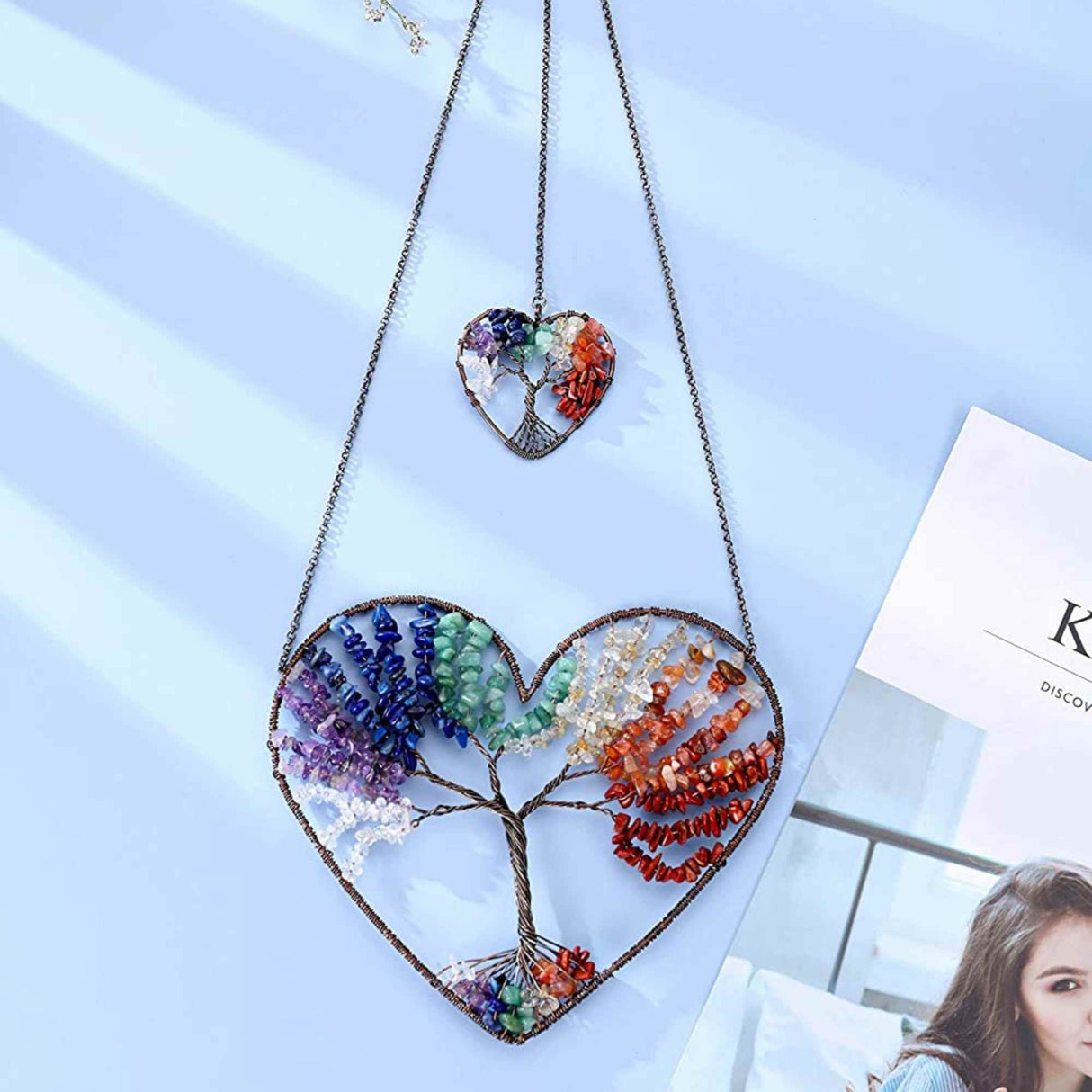 Ornament de agatat model arborele vietii in forma de inima - Realizat manual cu pietre semipretioase si cristale vindecatoare a celor 7 chakre