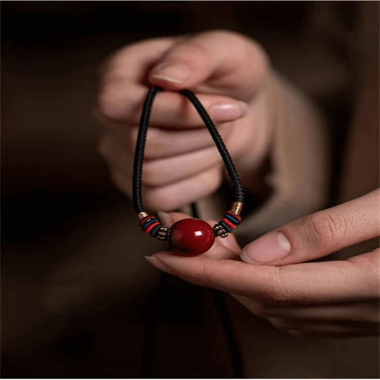 Colier cu pandantiv 16mm din cinabru natural