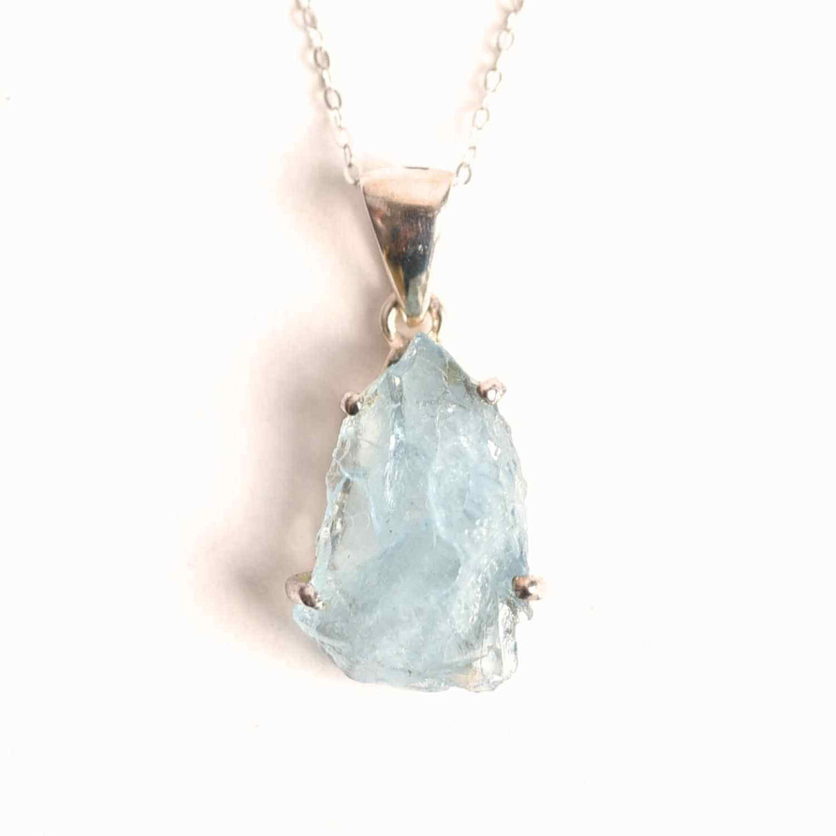 Colier Argint 925 cu Acvamarin Brut – Liniste Interioara si Claritate
