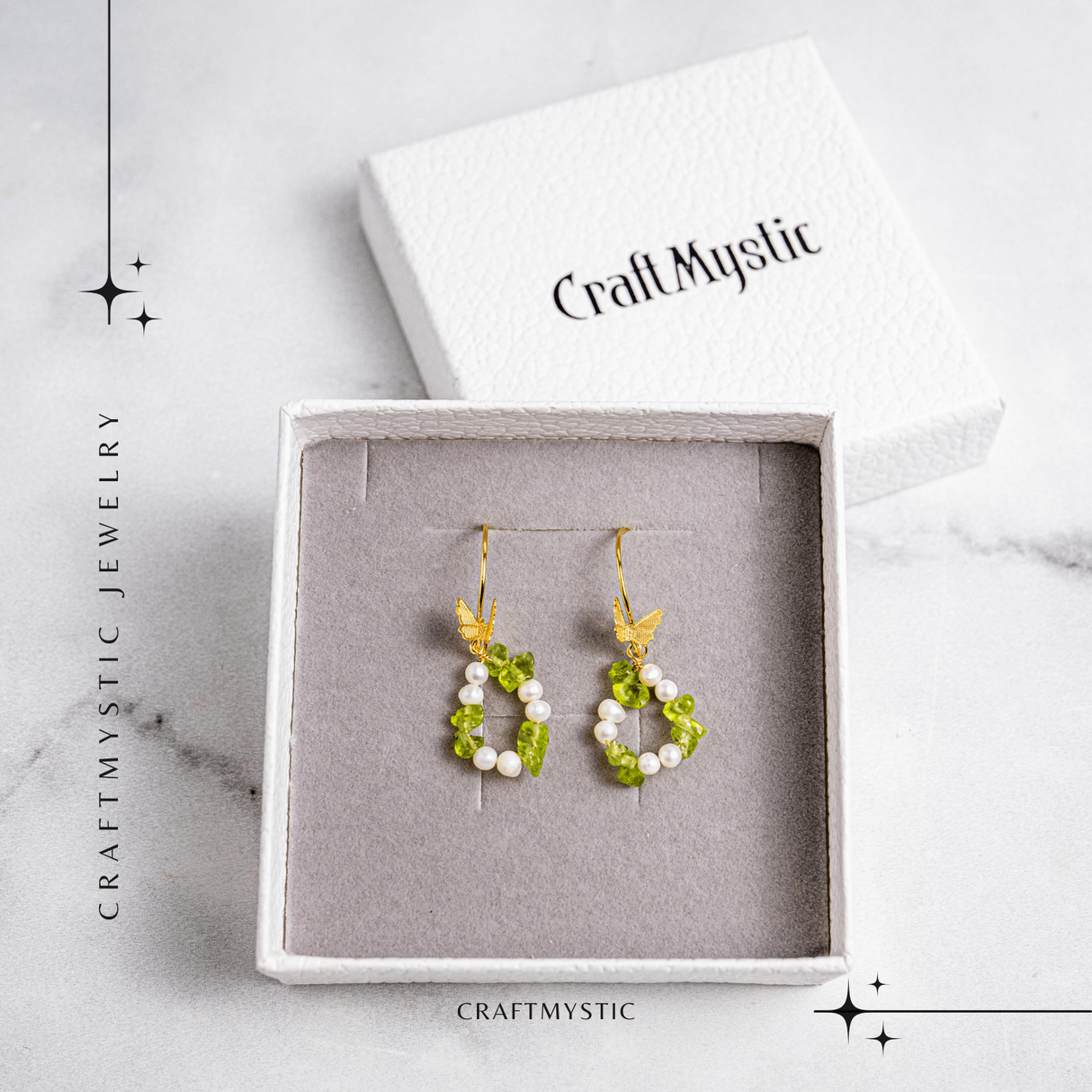 Transformare si Lumina – Cercei cu Peridot, Perle si Fluture