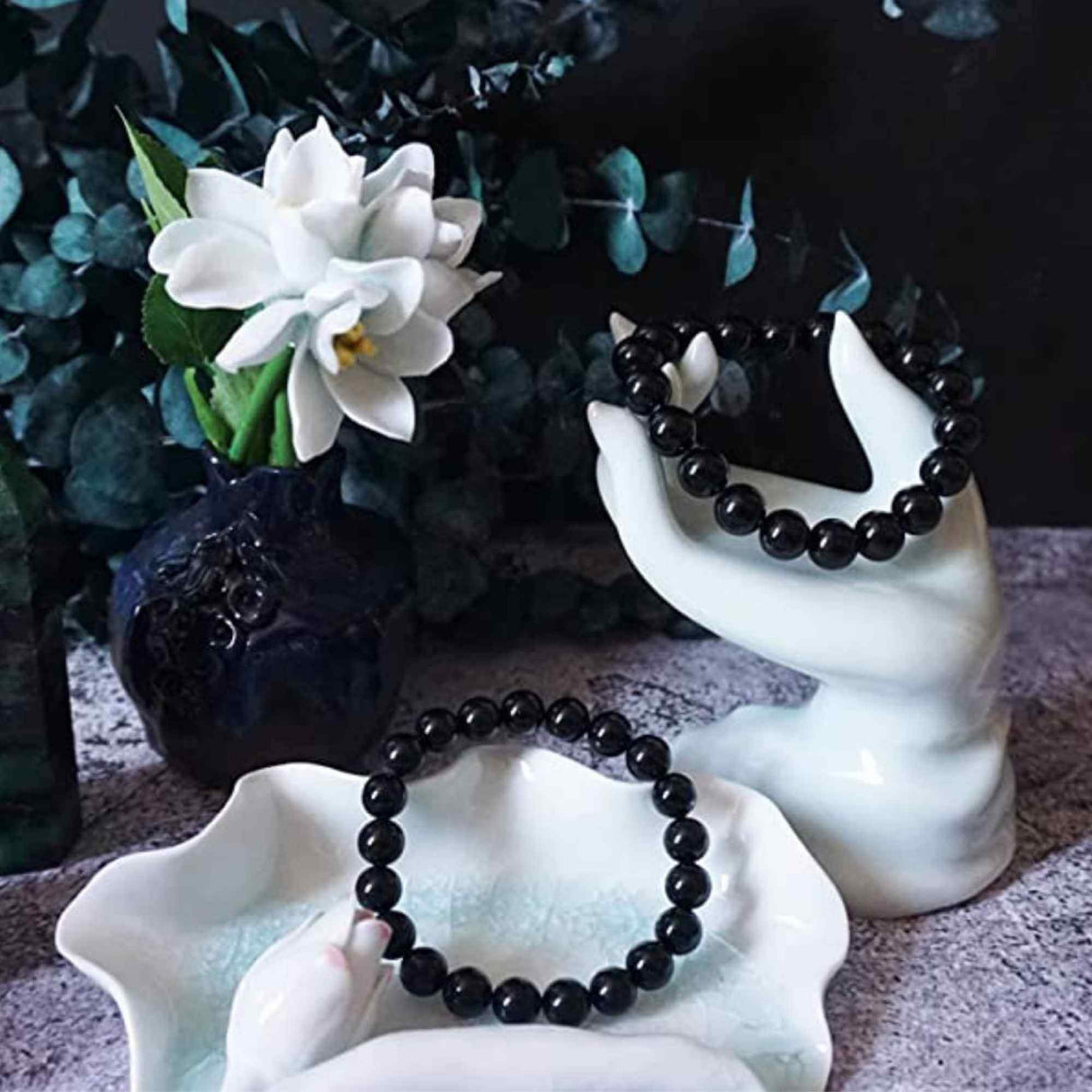 Set 2 bratari din turmalina neagra cu margele de 6 si 8 mm Aduce noroc, pace si dragoste, cadou Feng Shui pentru prieteni, familie