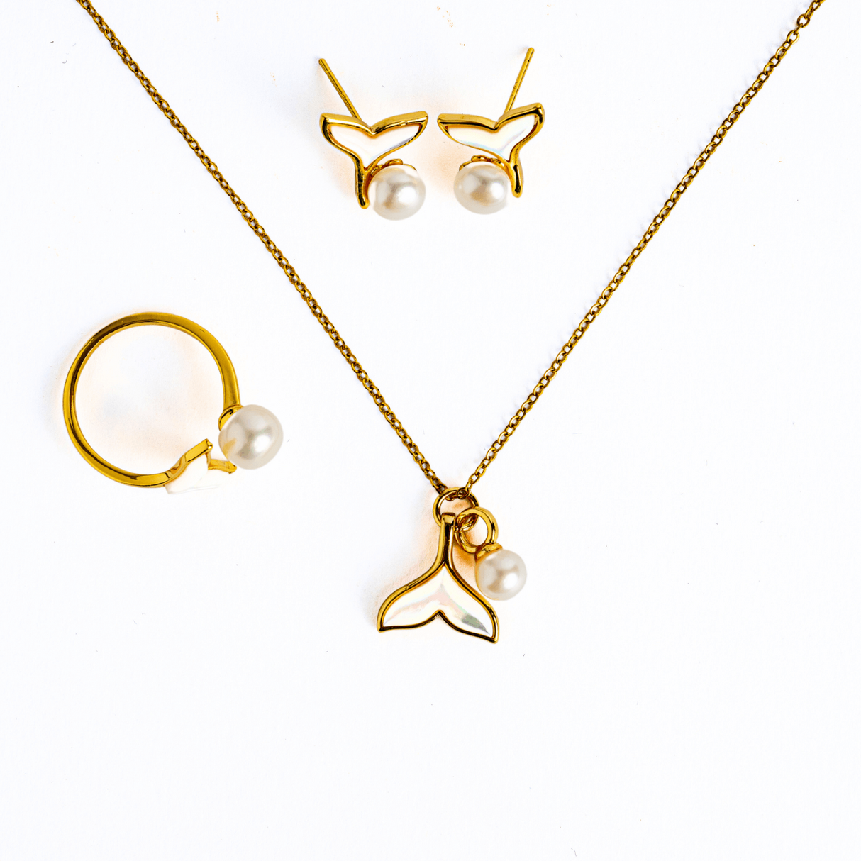 Bijuterii in armonie – Set cu Inel, colier si cercei cu vibe cald si marin