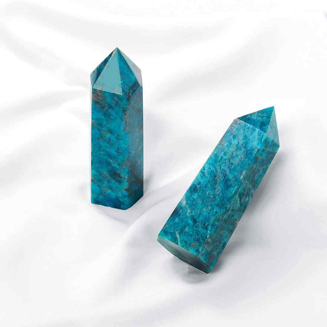 Turnul de cristal natural Apatit Albastru 9-10 cm