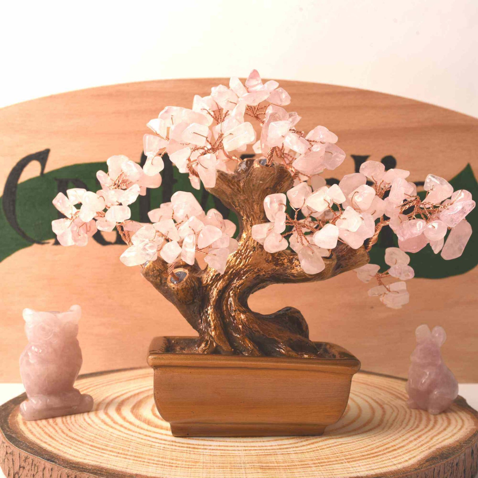 Bonsai cu cristale Cuart Roz pe suport dreptunghiular de ceramica – simbolizeaza: feng shui, noroc, sanatate, bogatie si familie