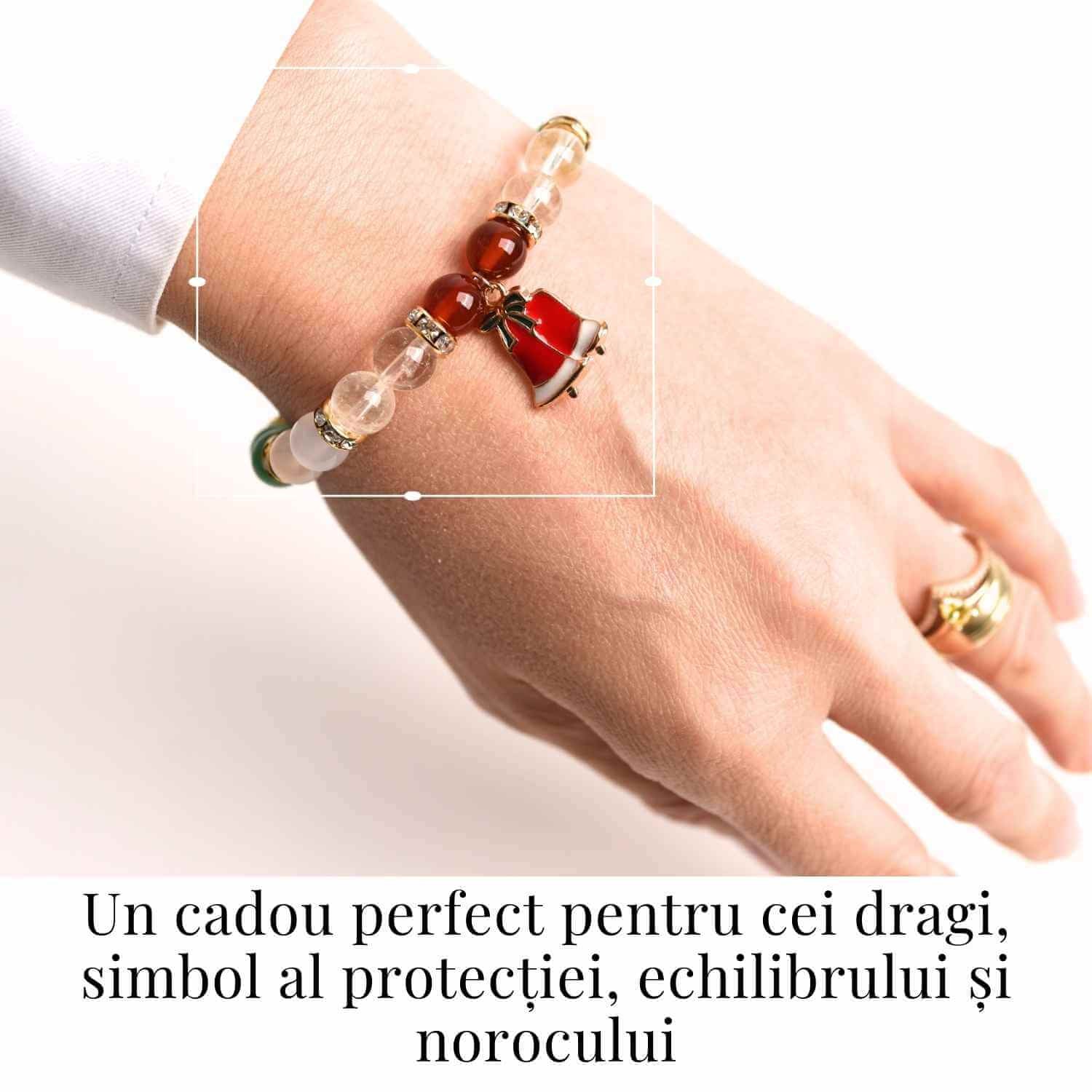 Bratara naturala Agat rosu, alb si aventurin verde cu accesoriu mixt - energie si protectie