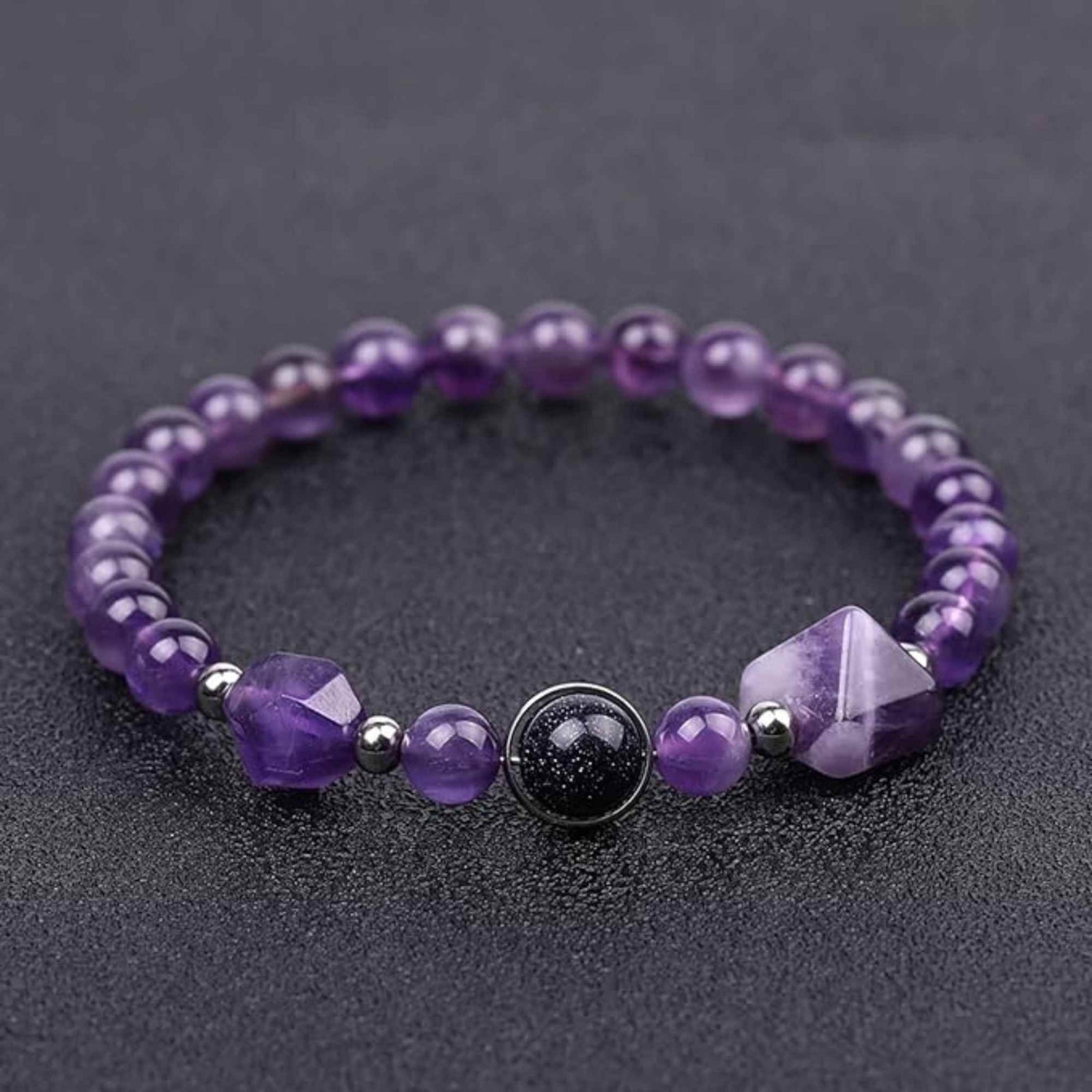 Bratara Elastica cu margele Ametist de 6mm si Farmecul Sistemului Solar - Bratara Handmade pentru Femei