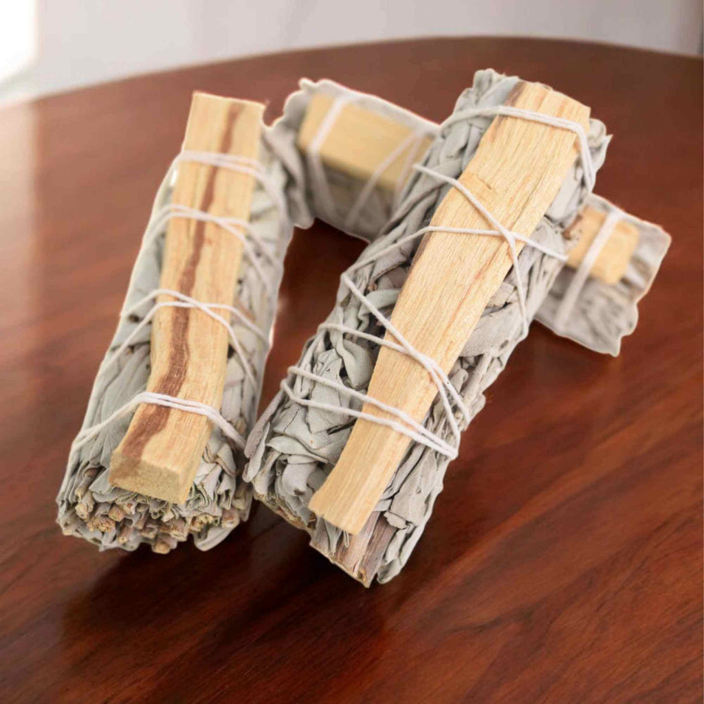 Buchet Salvie Alba California cu lemn Palo Santo – Purificare si Energie Pozitiva
