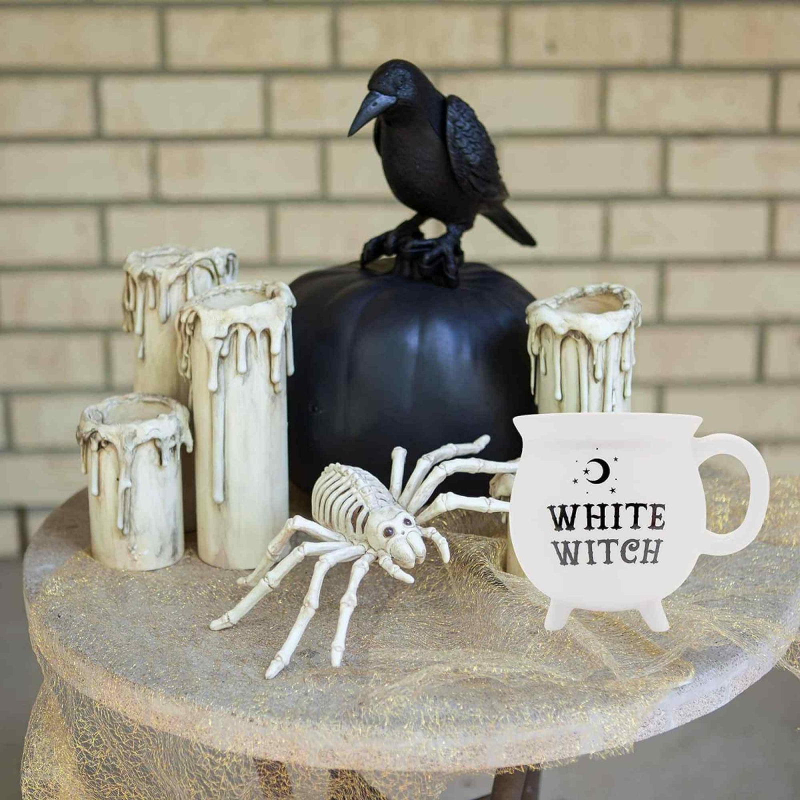 Cana Alba "White witch" in Forma de Ceaun Magic