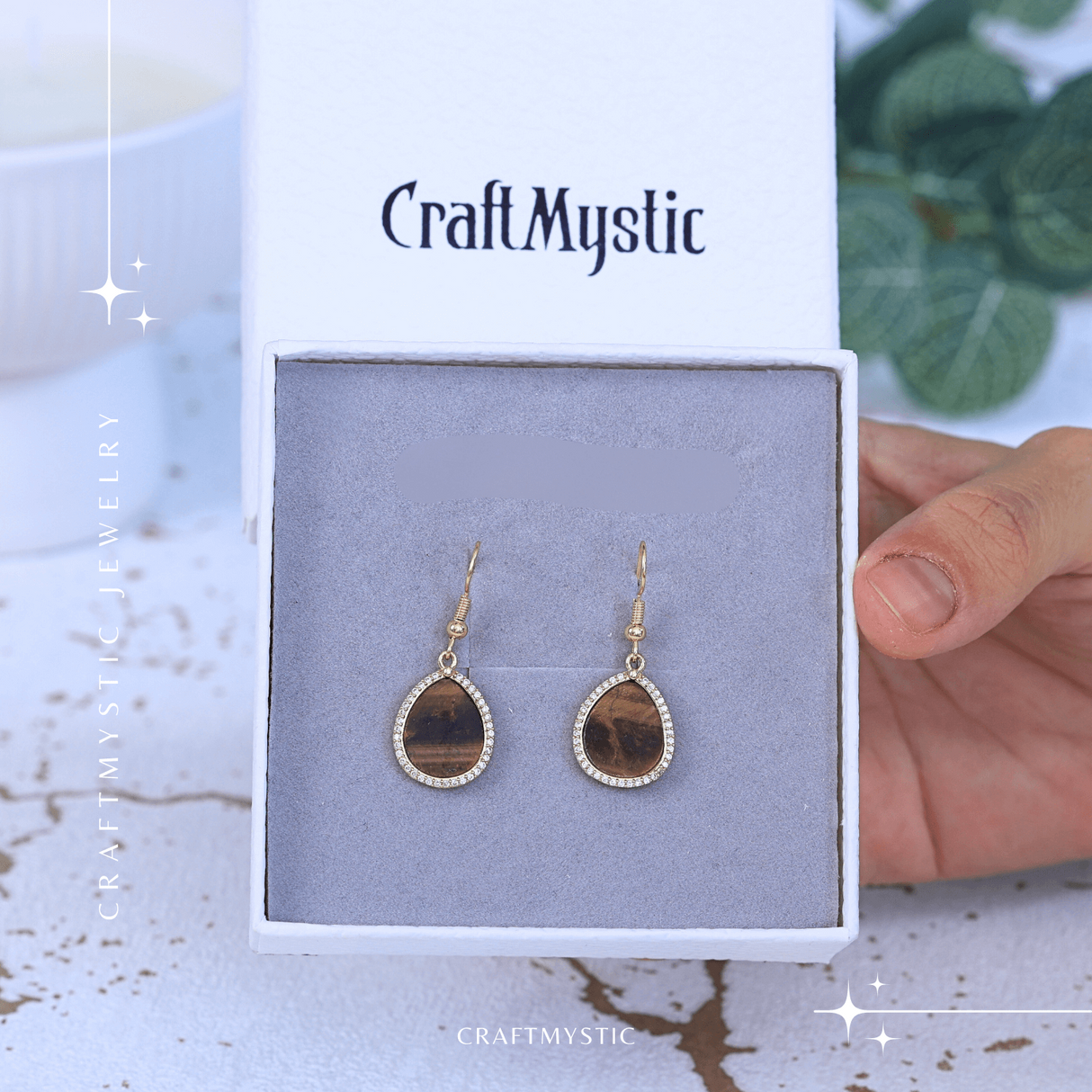 Cercei aurii ochi de tigru oval, pentru protectie si curaj