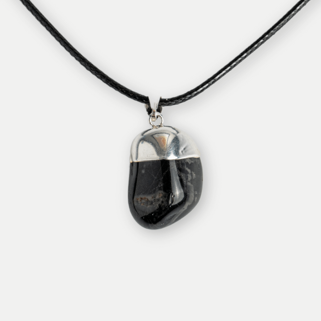 Colier cu Piatra Rulata de Onix Natural – Protectie si Forta