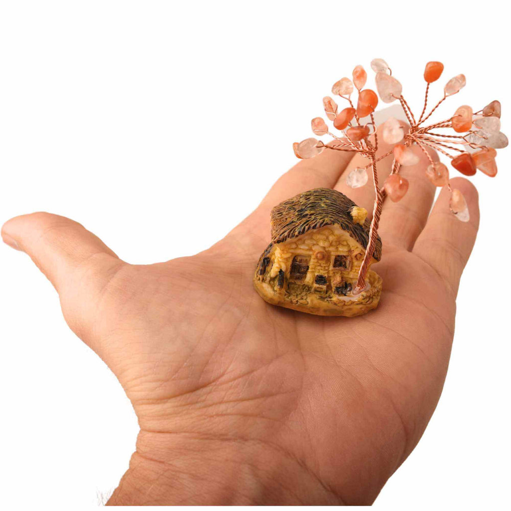 Figurina casuta cu ramuri din cristale naturale Agat Rosu