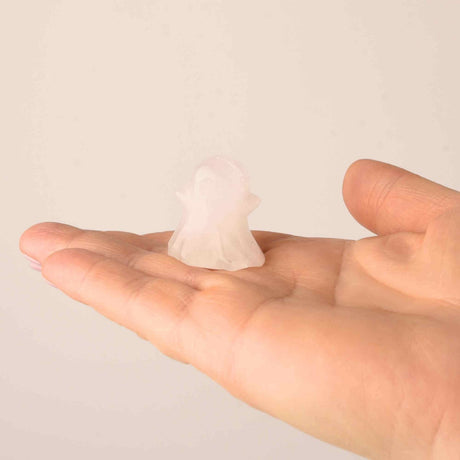 Figurina 3.5 cm in forma de fantoma din piatra semipretioasa Cuart Roz, sculptata manual