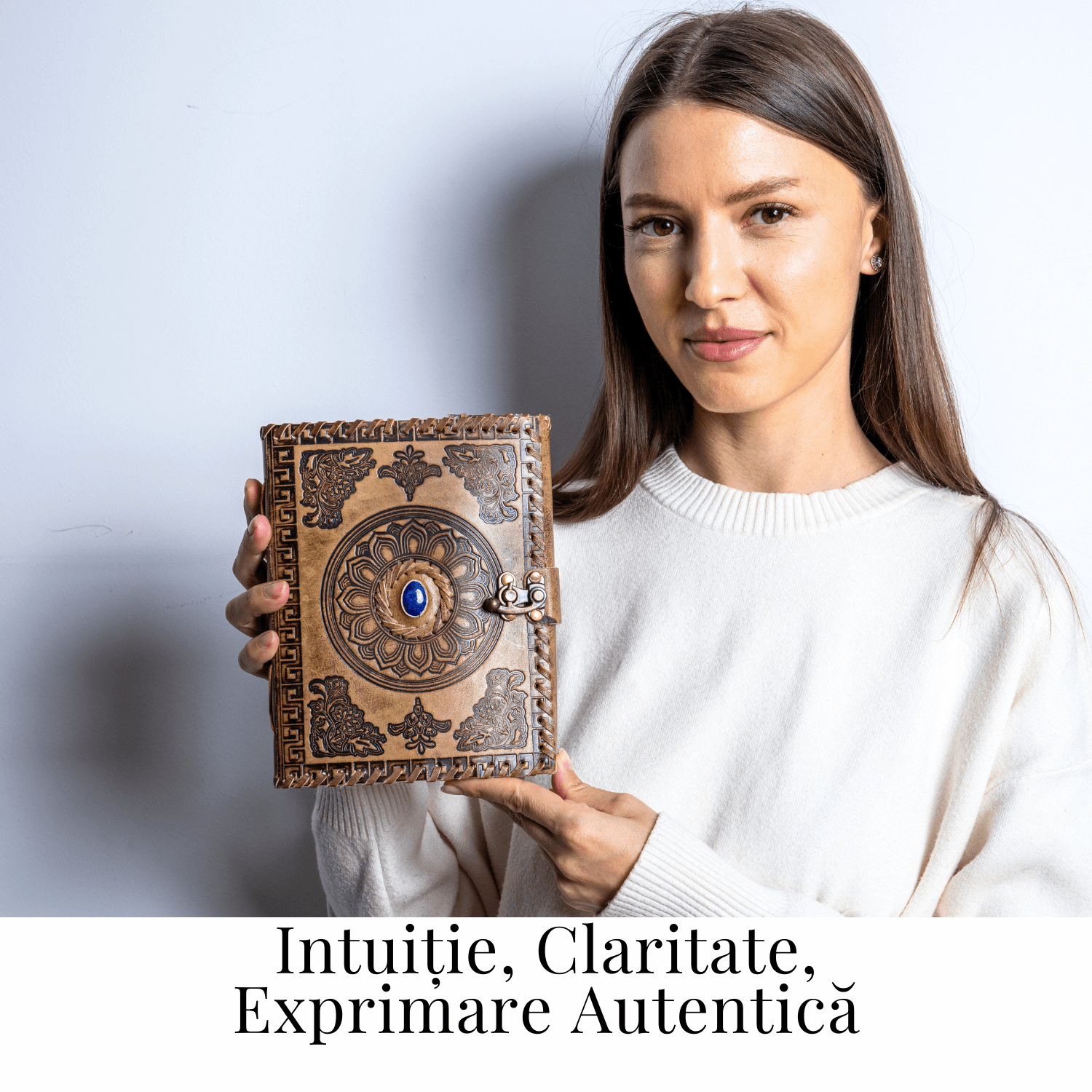 Jurnal din piela naturala autentic cu coperta gravata si piatra naturala Lapis Lazuli si hartie bumbac