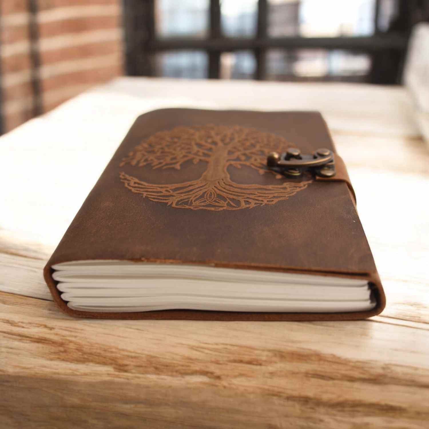 Jurnal Vintage din Piele naturala cu Model Arborele Vietii si Hartie Cartonata - Creativitate și Protecție