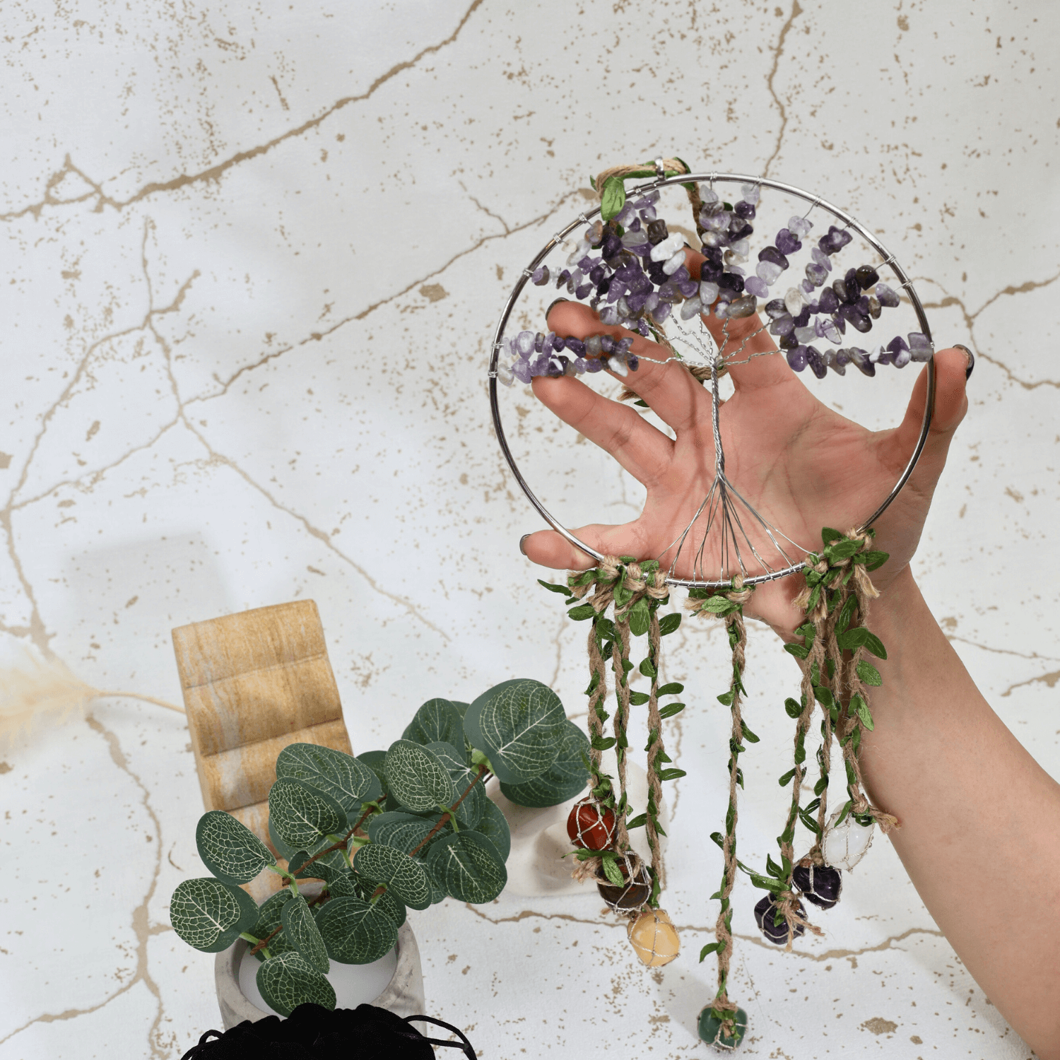 Dreamcatcher cu 7 tipuri de Cristale pentru cele 7 Chakre și Model Arborele Vietii
