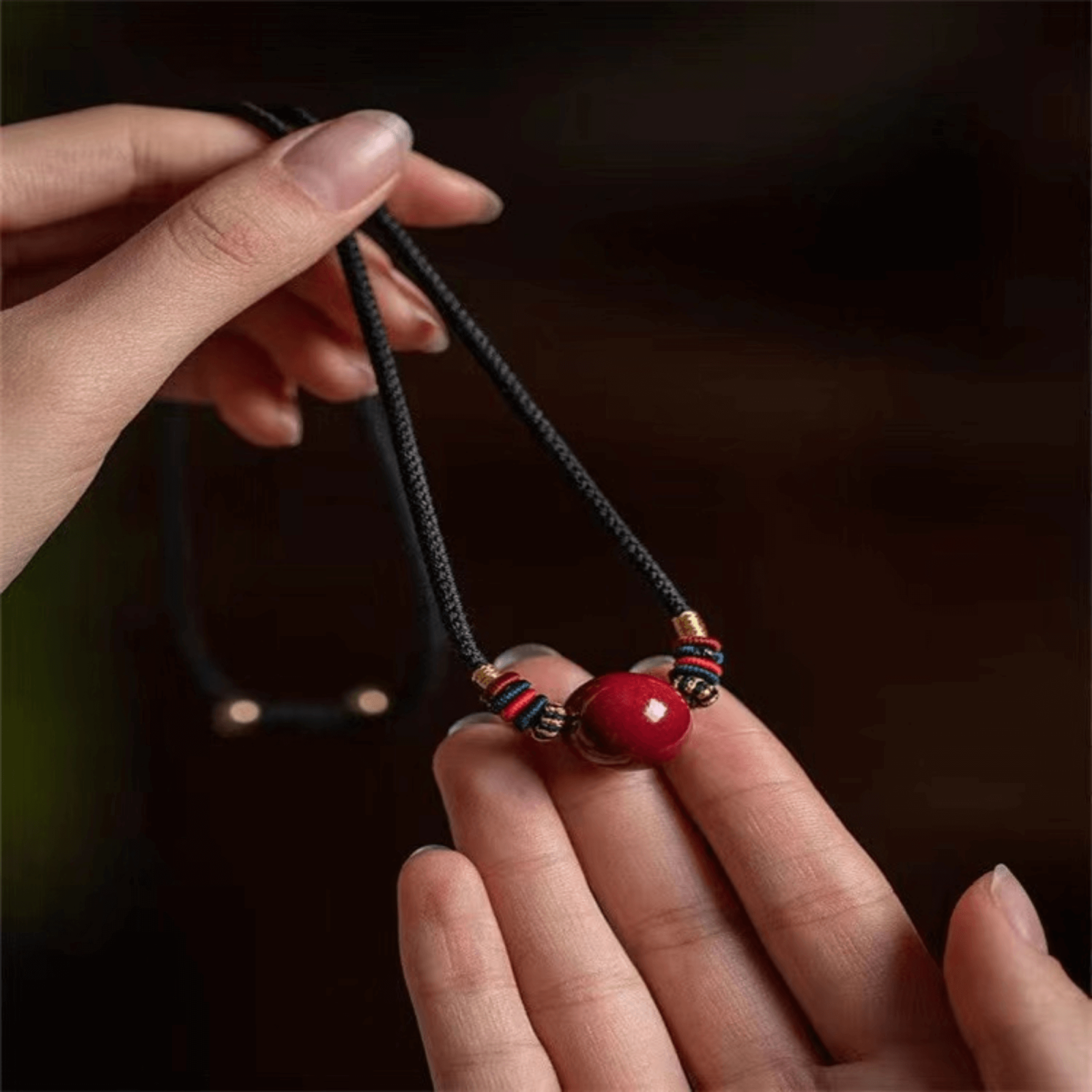 Colier cu pandantiv 16mm din cinabru natural