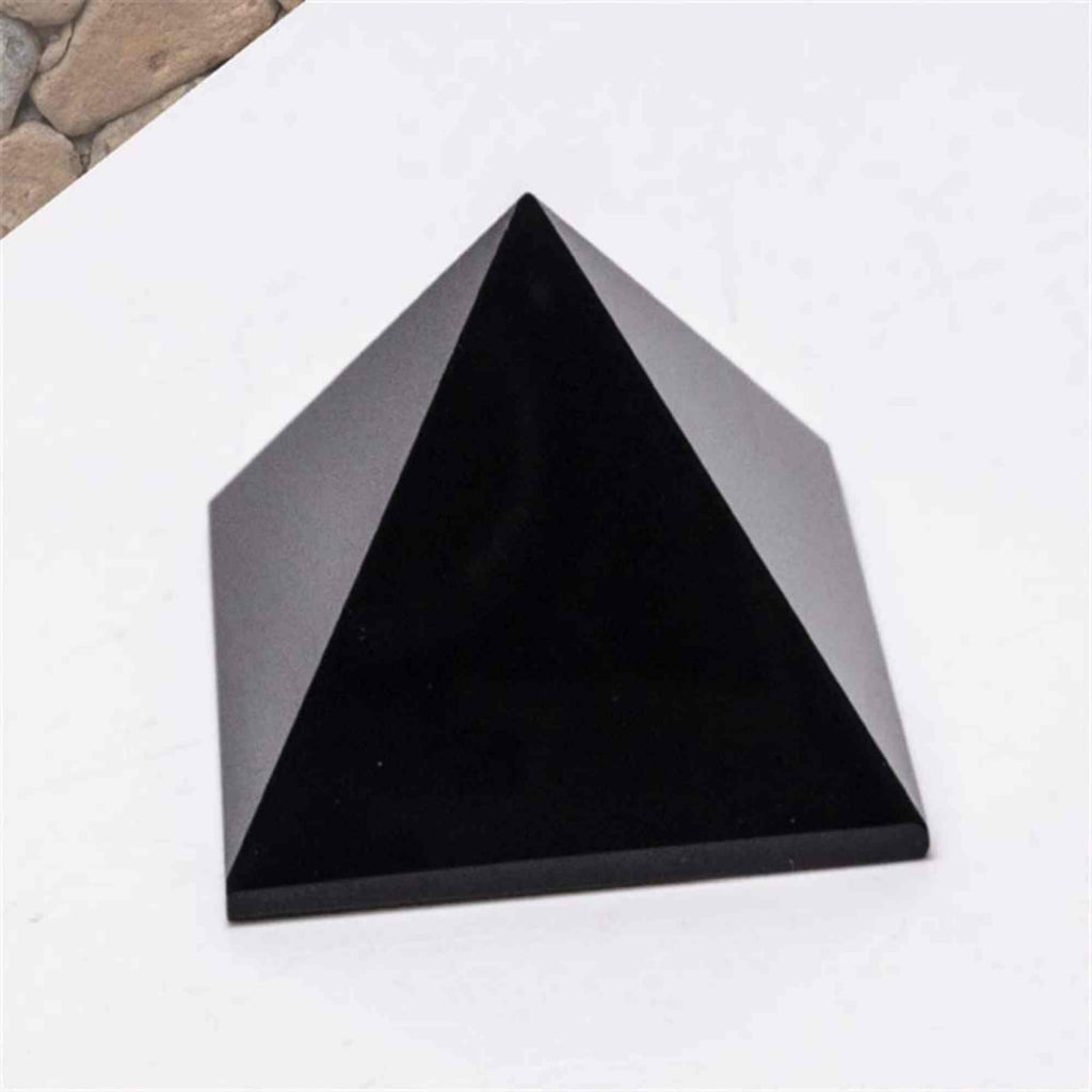 Obsidian Negru in forma de piramida 8 cm - India