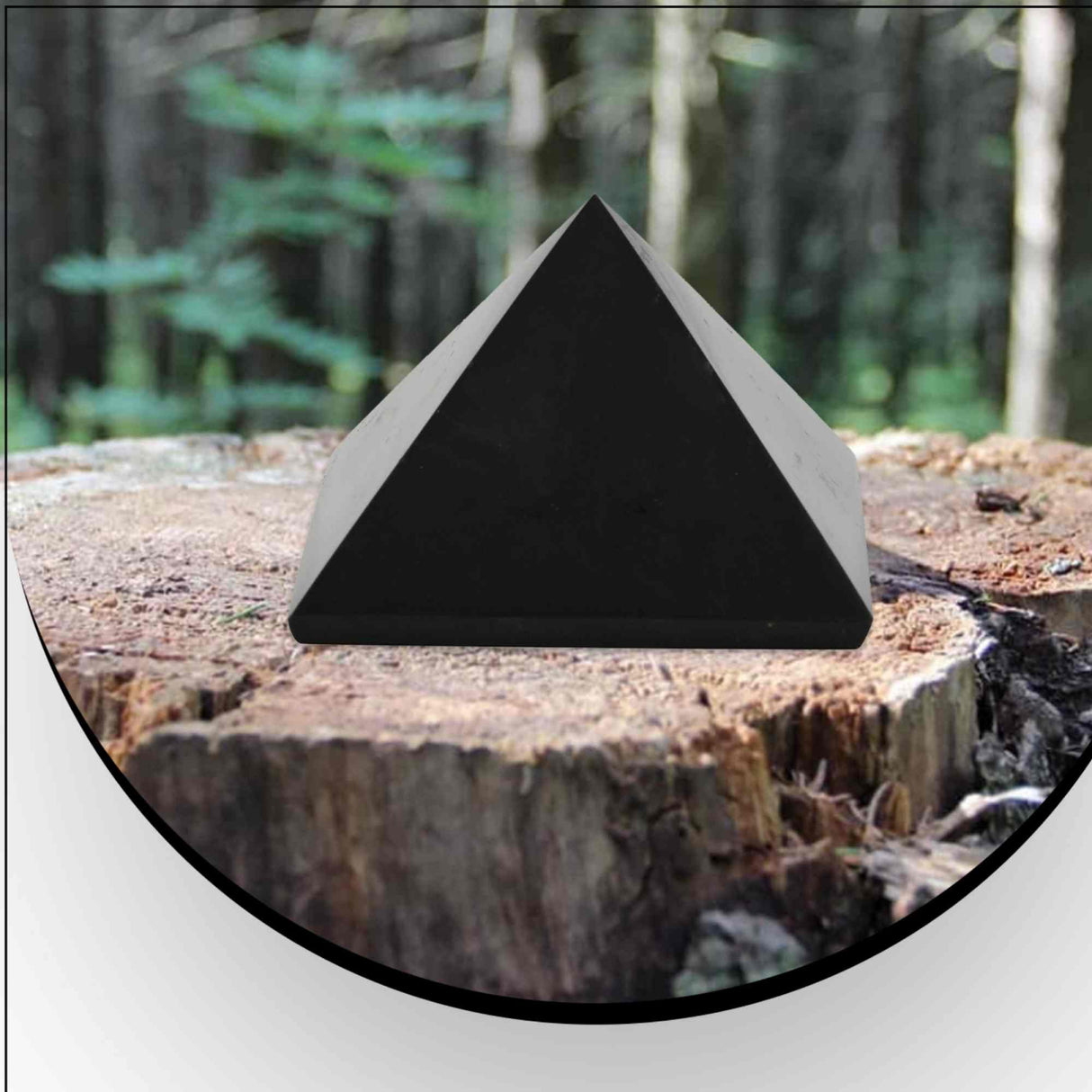 Generator de energie unic din cristal natural de Obsidian Negru in forma de piramida 8 cm