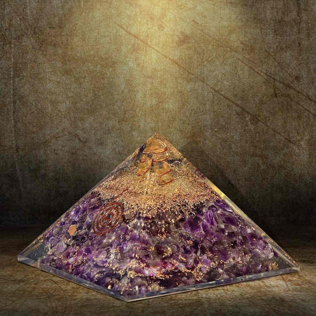 Piramida Orgonica cu cristal Ametist si simbolul floarea vietii 8 cm – Pentru energie, vindecarea reiki, echilibrarea chakrelor