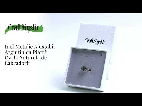 Inel Ajustabil Argintiu cu Labradorit natural oval, pentru protectie si intuitie